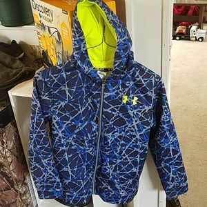Boys under Armour Hoodie